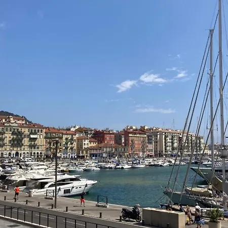 Beautiful 85m Near The Historic Center